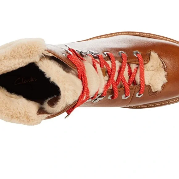 CLARKS - Orianna Hiker - Picture 2 of 12